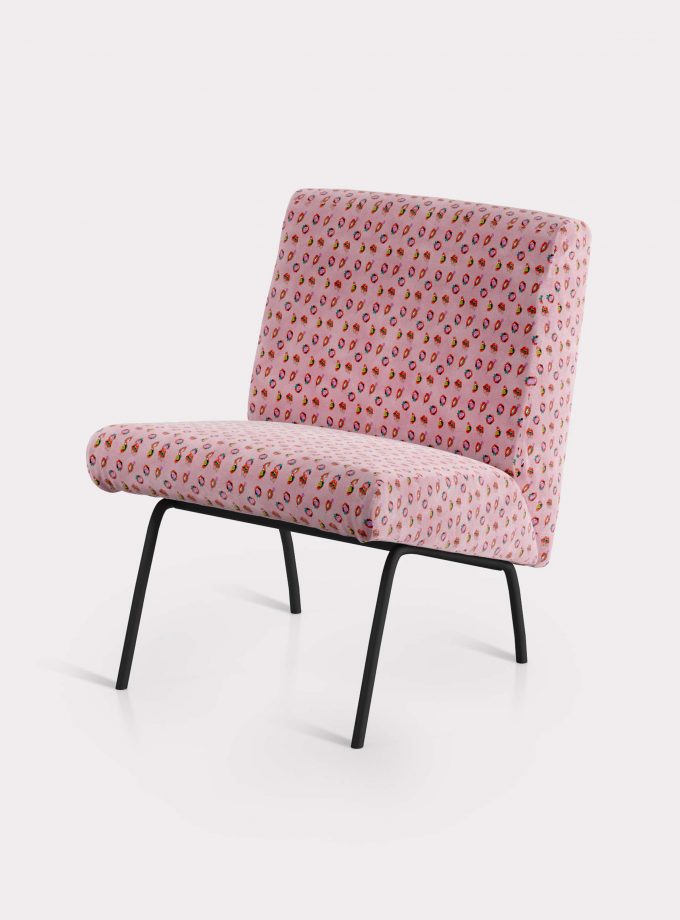 Armchair with "Mouths and Flowers" pattern