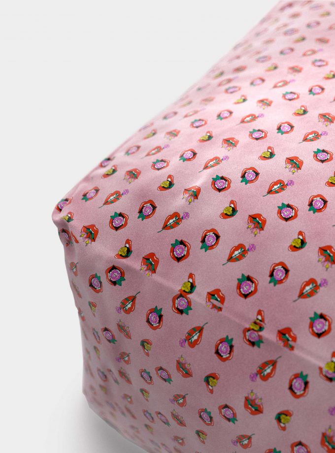 Pouff in polistirolo su pattern "Bocche e Fiori"