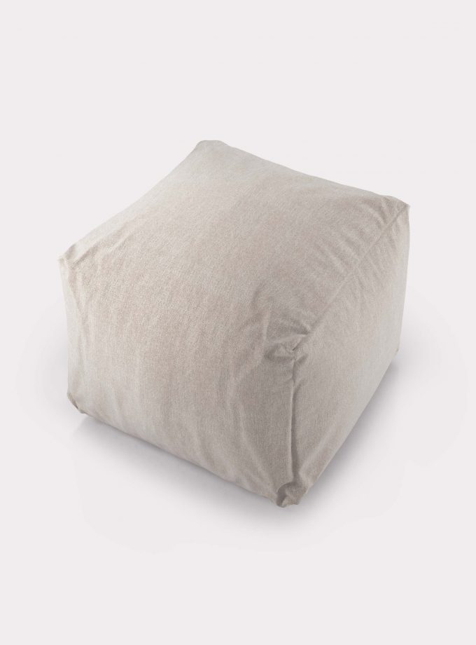 Pouff bianco in polistirolo